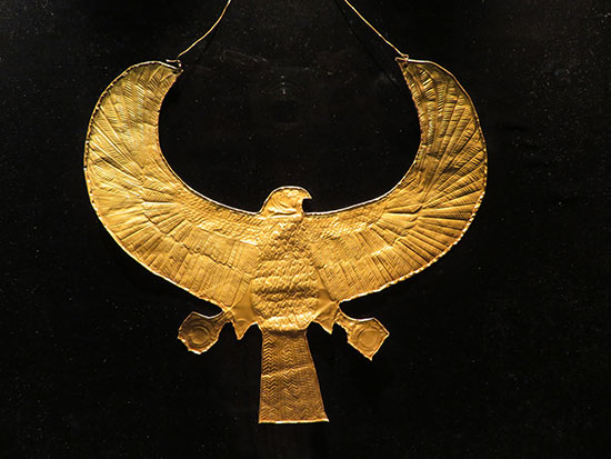 ancient-egyptian-necklace ancient-egyptian-necklace